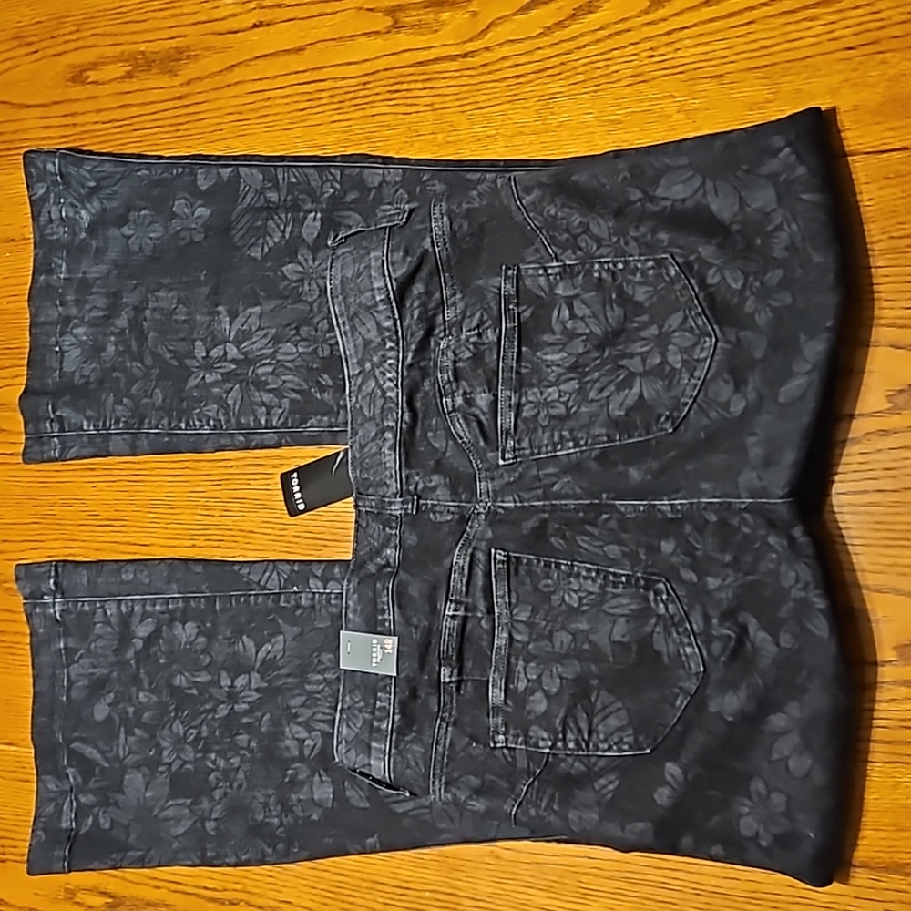 Womens Jeans - Picture 6 of 6